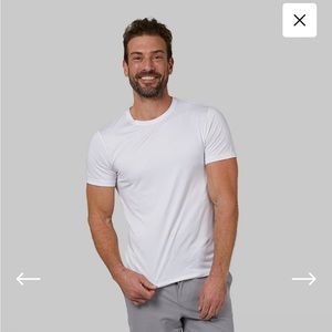 Men’s 32 Degrees Classic Tee Shirt Size Large Color White 80 Poly/ 20 Cotton